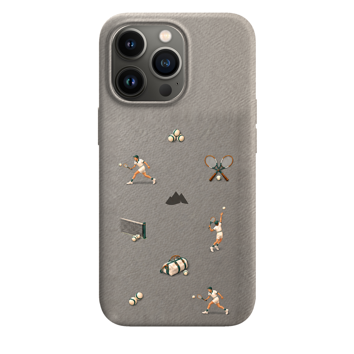 MONTIÉS Atelier Case — Court Club Silver — iPhone 13 Pro. Exacte Apple-model/kleuridentiteit nog niet sluitend bevestigd. Conceptvisualisatie; fysieke MONTIÉS-hoesgeometrie nog niet bevestigd.