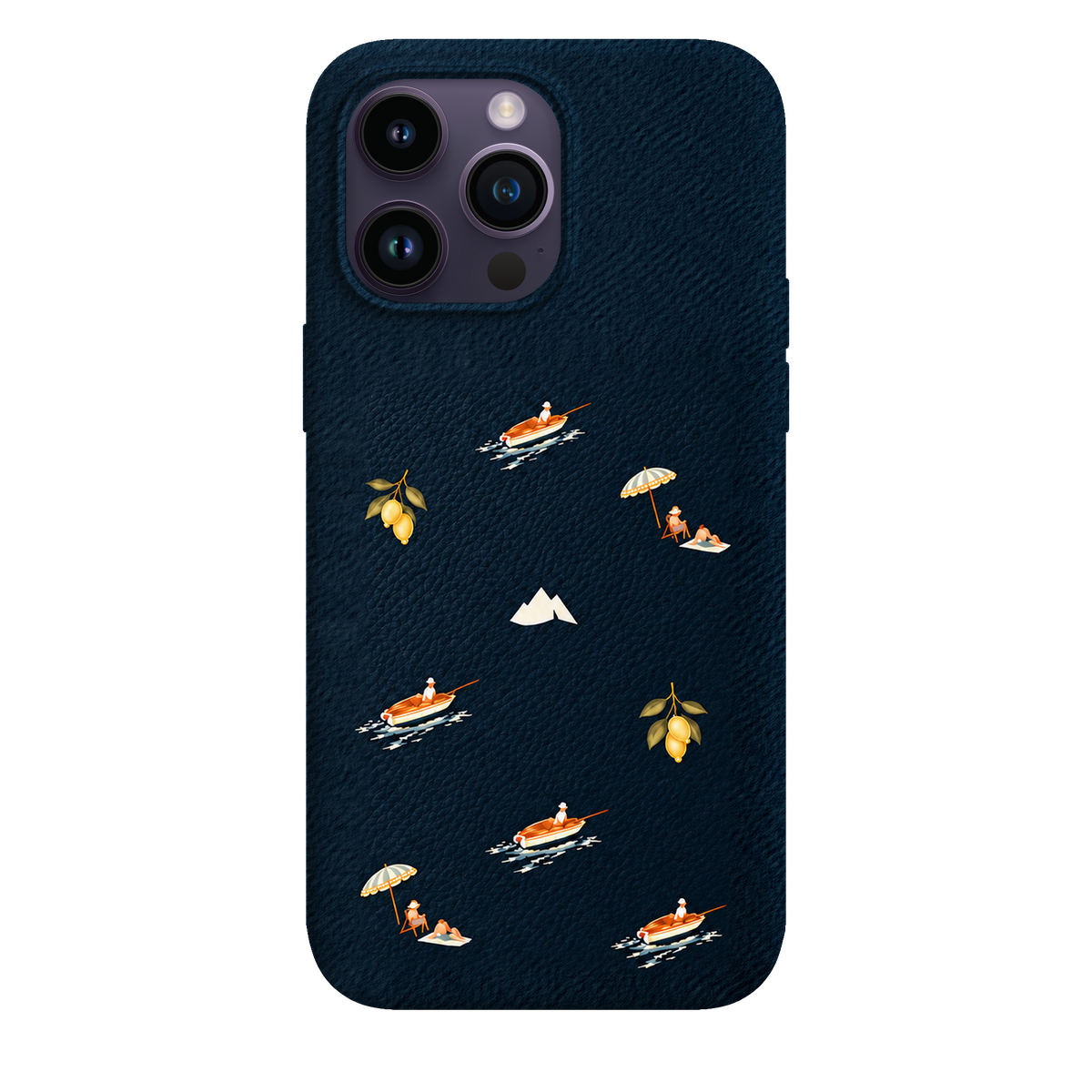 MONTIÉS Atelier Case — Riviera Deep Blue — iPhone 14 Pro Max. Exacte Apple-model/kleuridentiteit nog niet sluitend bevestigd. Conceptvisualisatie; fysieke MONTIÉS-hoesgeometrie nog niet bevestigd.